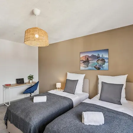 Citynahes 3br-apartment Hotelturmblick Business Διαμέρισμα *